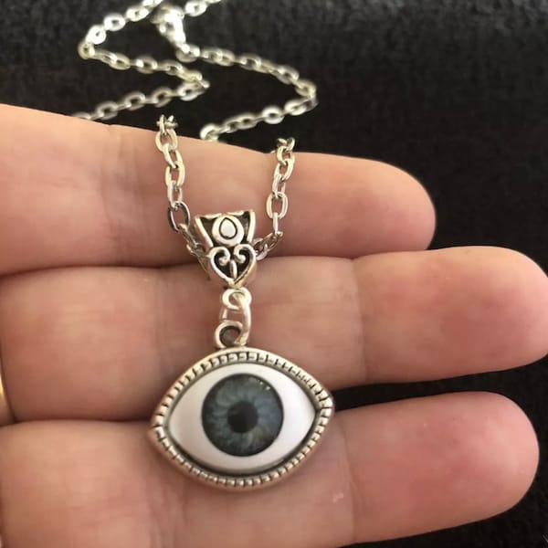 3D oval Eye Necklace Eyeball pendant on 18 inch chain Cameo Cabochon Charm Lucky Protection Gothic Horror Unusual