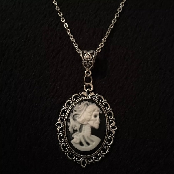 Skeleton Lady Cameo Pendant Day Of The Dead Necklace on 24 inch chain Steampunk Skull Silver