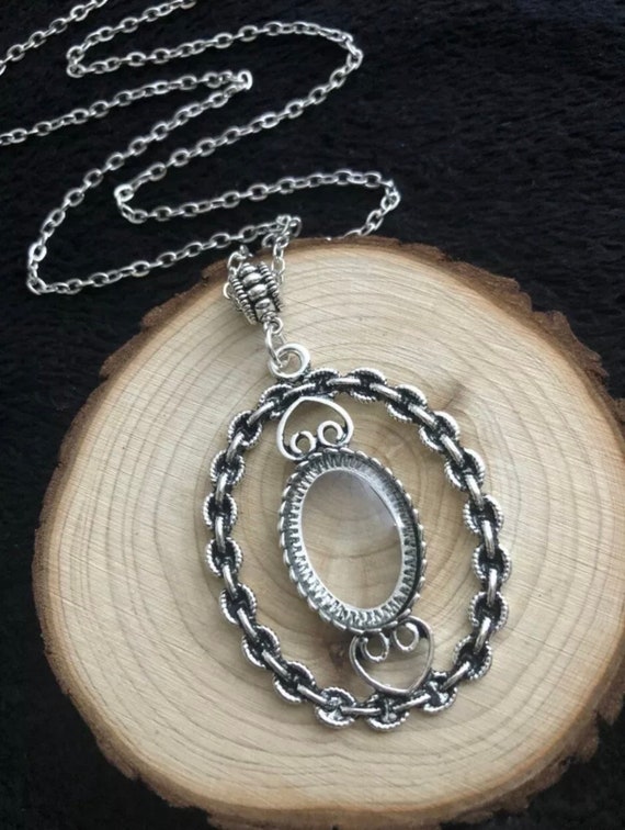 Etsy magnifying glass best sale necklace