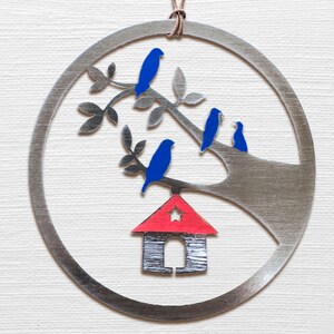 Vogelhaus Ornament - Rot, Weiß und Blau - Optional Gravur - Edelstahl und handbemalt - Made in USA