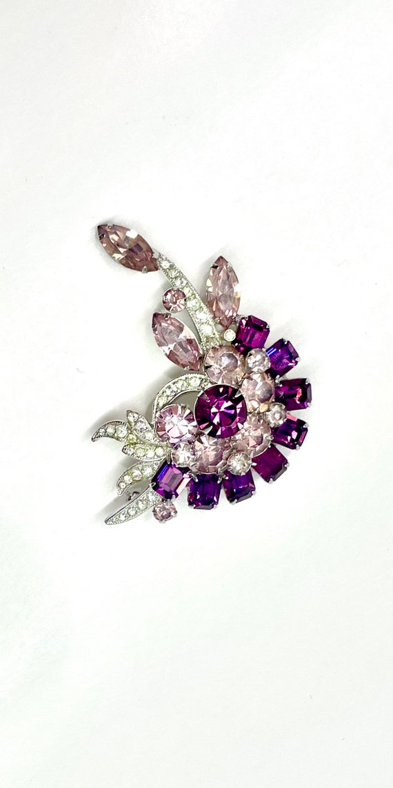 Eisenberg Ice 1949 Brooch Purple Pink Rhinestones 