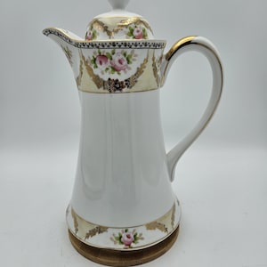 Noritake Teapot Hand-Painted Gilding and Roses Japan
