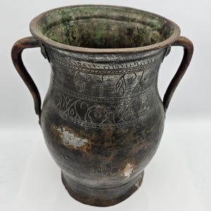 Large Antique Hand-Hammered Copper Urn – 19th Century