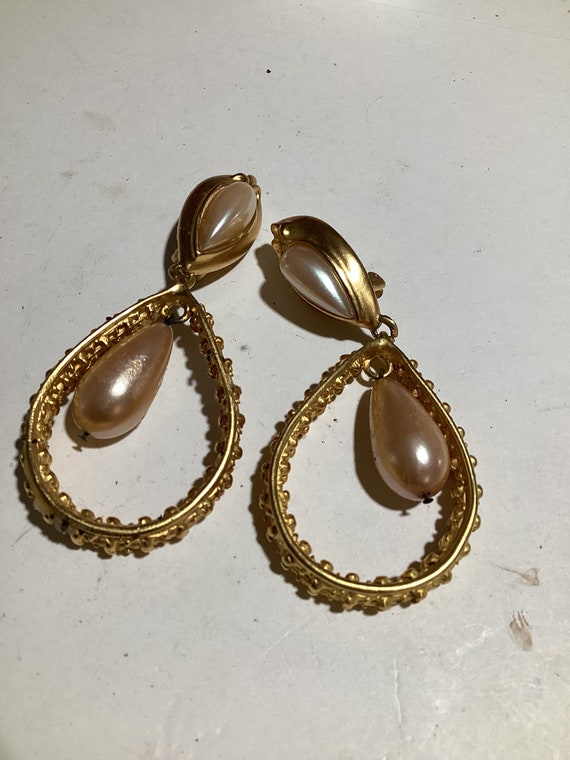 Unsigned clip dangle earrings