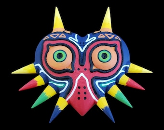 3D Printed & Hand-painted Miniature Majora's Mask from Legend of Zelda