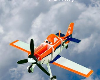 Dusty Crophopper Cartoon Model Card Kit - Disney Planes Inspired 3D Printable Craft for Kids & Collectors