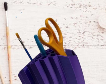 Honeycomb Bee 3D-Printed Desk Organizer: Pen, Brush, & Pencil Holder