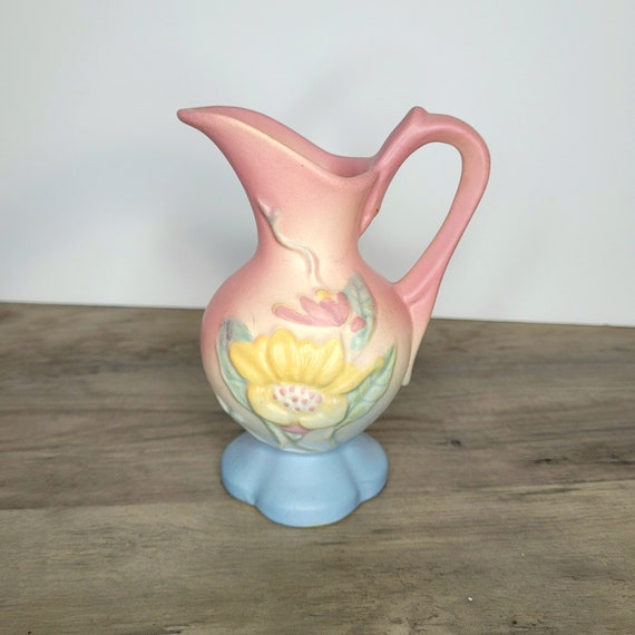 Vintage Hull Art Pottery Small Vase Hull Art Wildflower Etsy