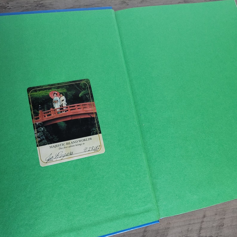 Majestic Island Worlds by National Geographic First Edition Etsy