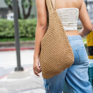 Straw Bag, Large Capacity Tote Bag, Women Summer Straw Bag, Stylish Woven Beach Shoulder Bag, Perfect for Holidays,Shopping and Everyday Use
