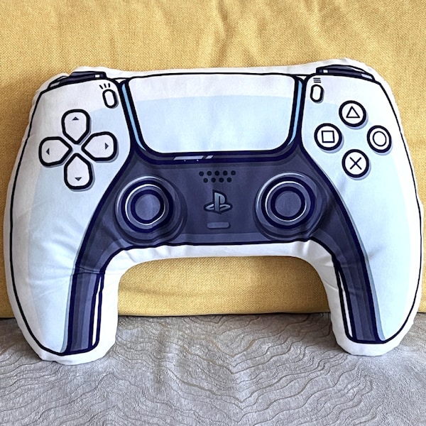 Game Controller Pillow, Gamer Gift, Gaming Decor, Video Game Gift, Gamer Geek Present Decorative Pillow 45cm (18 inches)