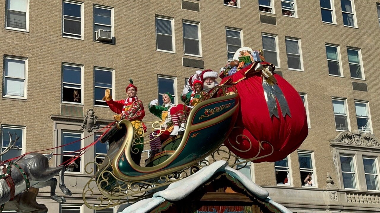 Santa Claus Live Stream Macy's Day Parade Macy's Thanksgiving
