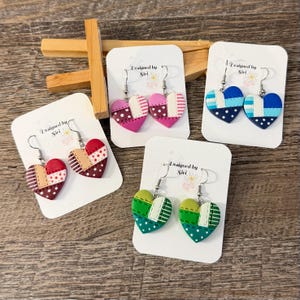 Valentijnsdag cadeau oorbellen, patchwork hart oorbellen, quiltontwerp handgemaakte hanger, schattige klei sieraden meerdere kleuren, Galentines cadeau
