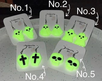 Halloween Ghost Earrings for Spooky Season Glow in the Dark made of Polymer Clay,Handmade Skull Earrings Dangle Light Weight with Fish Hooks