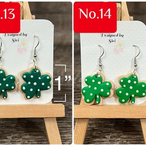 Örhängen i polymerlera, lyckobringande örhängen i grönrutigt shamrocks, kakörhängen, irländska gröna ombrehattar, muffinsörhängen bild 12