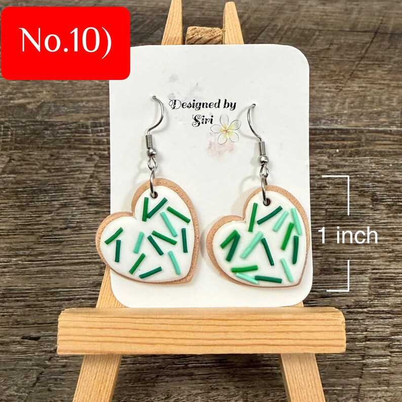 Örhängen i polymerlera, lyckobringande örhängen i grönrutigt shamrocks, kakörhängen, irländska gröna ombrehattar, muffinsörhängen No.10) White Heart
