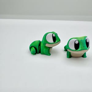 3D Printed Articulating Flexible Frog Ribbit Sensory Toy Gadget Fidget Desk Toy Easter Gift Articulated
