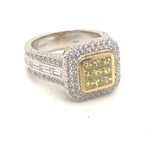 18kt White Gold fashion  Diamond ring ,