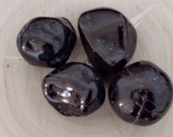 GARNET tumbled gemstone ~ Root Chakra