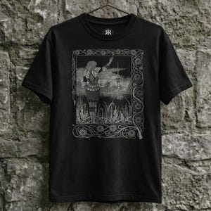 La Mort D'Arthur Shirt, Aubrey Beardsley, King Arthur, Excalibur, Lancelot
