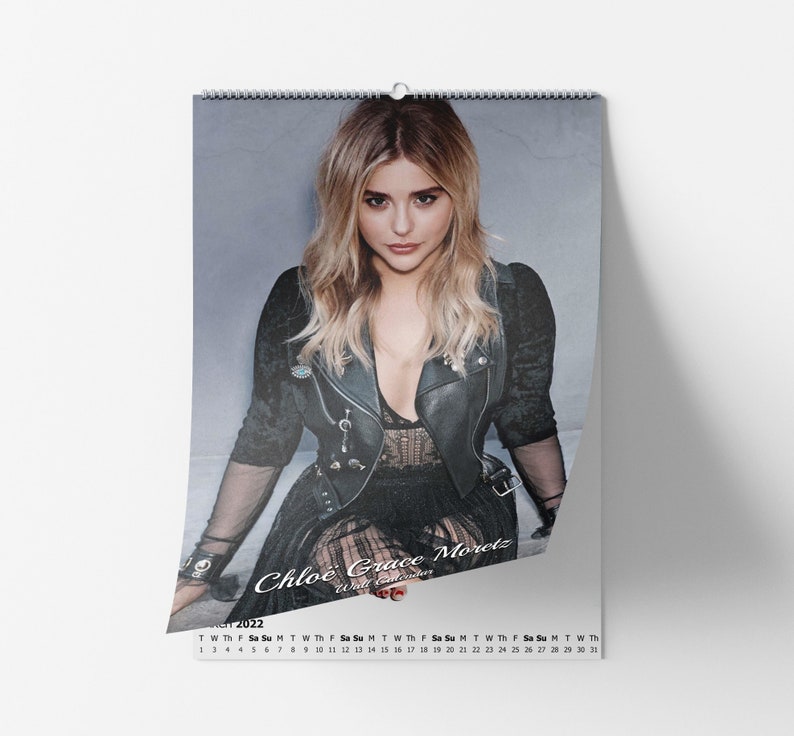 Beautiful Chloë Grace Moretz 2022/23 Wall Calendar Etsy