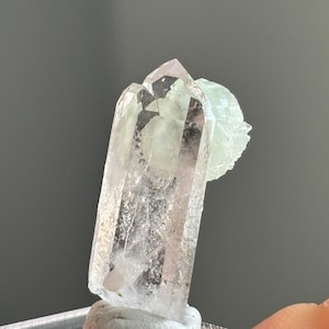 ナミビア Goboboseb クォーツ(水晶) Quartz var. Amethyst - SM22-23 - Goboboseb Mtns. - Namibia
