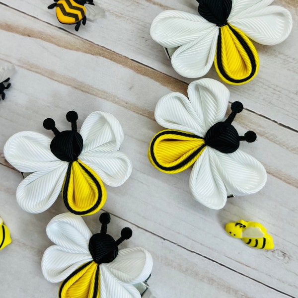 Mini Bee clips, set of two, honey bee, bee bow, hair clips