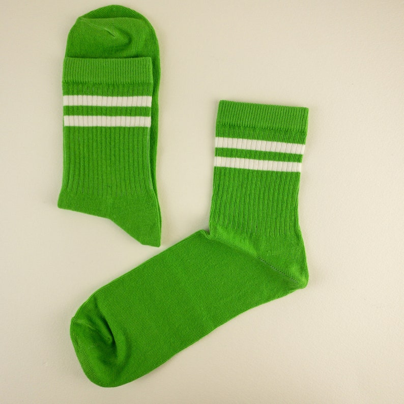 Size: 4-7 Pastel Coloured Thin Striped Ankle Socks 