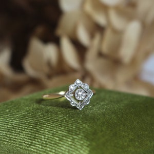 Antique Art Deco ring in 18k gold (750/1000e) and diamond – vintage jewelry from the 1920s – openwork geometric ring