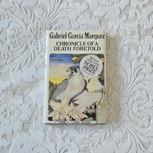 Crónica de la muerte anunciada de Gabriel García Márquez // Primera edición del Reino Unido 1982