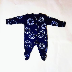 0 - 3 months • &quot;The Classic&quot; • Unique unisex hand-dyed tie dye babygro / sleepsuit / onesie •