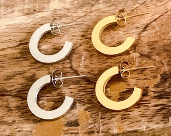 Hoop earrings: minimalist, open, gold or silver, stainless steel