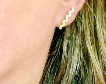 Minimalist zigzag stud earrings - gold or silver stainless steel jewelry