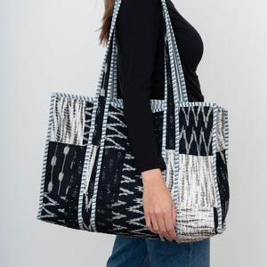 Black Patchwork Tote Bag, Handmade Quilted Cotton Bag, Large Everyday Shoulder Bag, Boho Travel Tote, Reusable Market Bag, Gift for Women