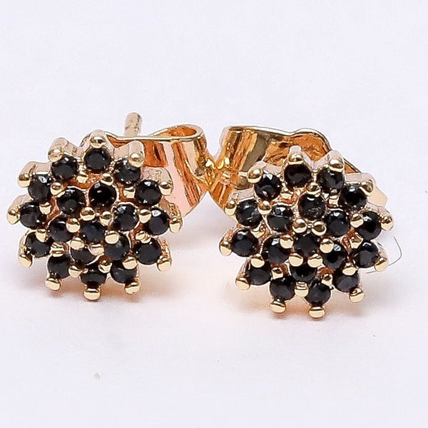 Natural Black Diamond Flower Stud for Tragus, Lobe, Conch, Lobe, 14K Solid Gold Natural Black Diamond Cluster Floral External Threaded Pin