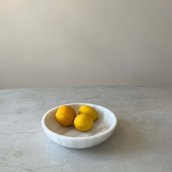 Handcrafted White Marble Bowl – Luxury 30cm, 24cm,18cm Sizes | Elegant Serveware Home Decor