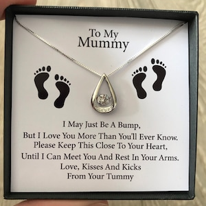 Personalised Baby Bump To My Mum/Mummy Silver Pendant Necklace with Message Card zdjęcie 2
