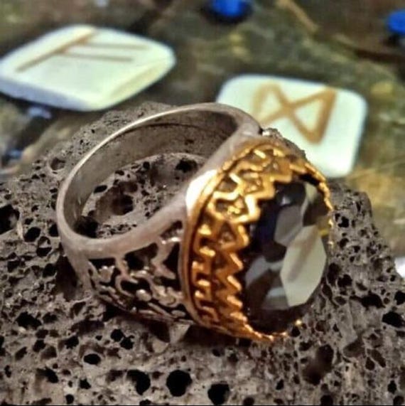 Bague hantée puissance positive diamant génie Djinn 7701 sort Bague hantée puissance positive diamant génie Djinn 7701 sort