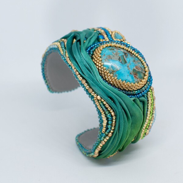 Waves of the sea cuff, embroidered cuff, braclet, OOaK, shibori silk ribbon, handmade jewellery