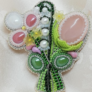 DIY-KIT, Flower bouquet brooch beadembroidery Kit and tutorial, beading pattern and tutorial, brooch KIT