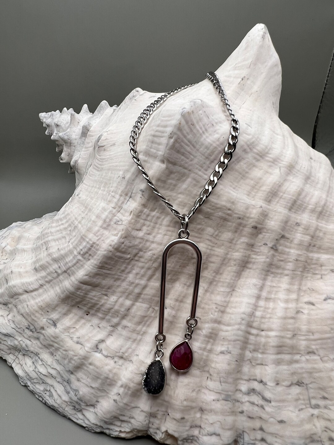 Silver or Gold Necklace With Unique U Shaped Pendant With Natural