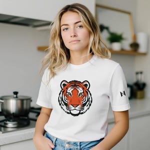 Animal lover shirt,Animal shirt,Zoo shirt, Tiger Tee ,Animal Gift for Tiger Lover, Wild Cat Shirt, Animal face shirt, Tiger face shirt