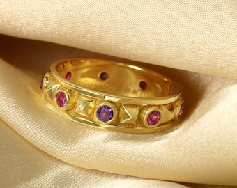 Pyramid Gold Ring with Pink Sapphires and Amethysts