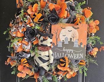 Spooky Halloween Wreath – Handmade Gothic Door Decor with Mummy