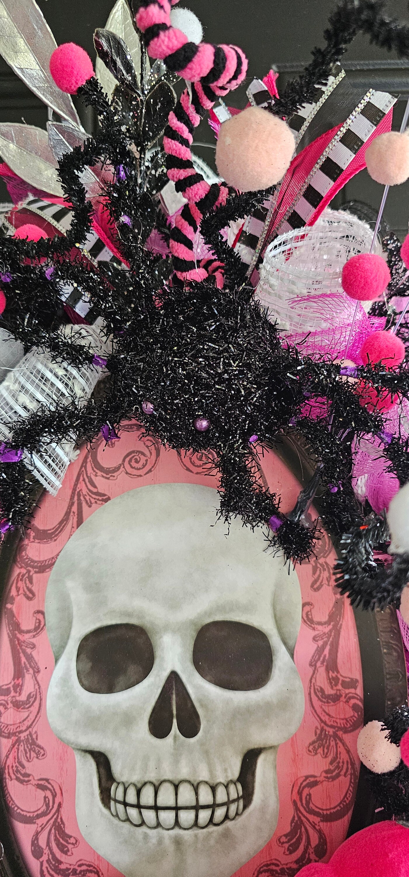 Pink and Black Skull Halloween Wreath - Handmade Spooky Door Decor, Liquid  Brains Theme, Gothic Front Door Decoration - Etsy, image size:1401x3000