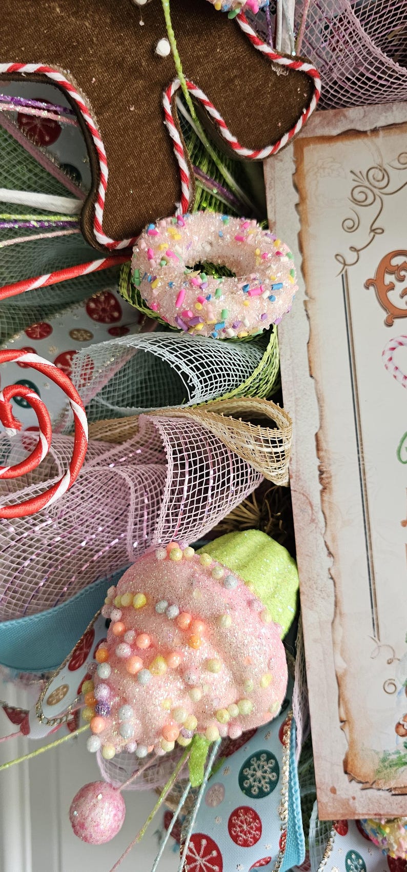 Gingerbread Bakery Christmas Wreath, Candy Cane Holiday Decor - Etsy