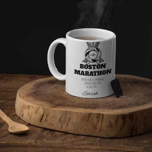 Customizable Marathon Mug -Perfect Gift, Nyc Marathon Personalized mug gift, 11oz-15oz Mug, Runner&#39;s Gift, World Marathon Majors mug, friend