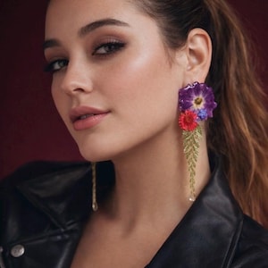 Handmade Resin Earrings with Real Dried Flowers, Botanical Statement Jewelry Purple