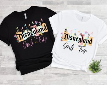 Viaje de chicas: Mickey y sus amigos (PNG), diseño de camiseta de vacaciones (descarga digital)
