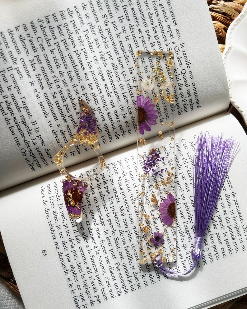 Resin bookmark and reading ring lot with customizable dried flowers image 8